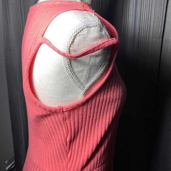 baby pink mini dress - Picture 5 of 12